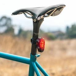 Lezyne Feu Arrière KTV PRO Alert StVZO -Busch-Mueller Soldes 200915 KTV Pro Alert STVZO TCD06875 Edit Half 1800x1800