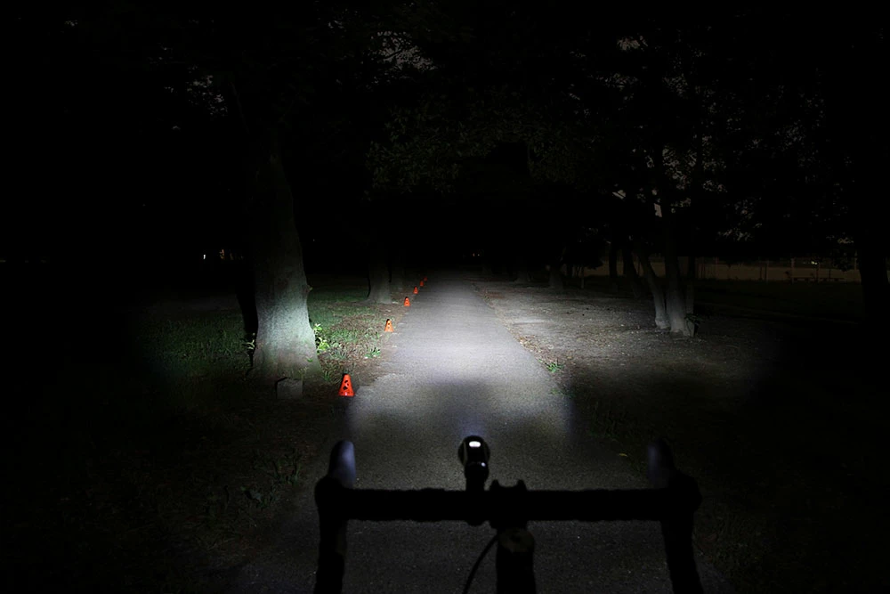 Cateye Feu Avant GVolt 50 HL-EL550G RC 4 Cateye Feu Avant GVolt 50 HL-EL550G RC – Image 2