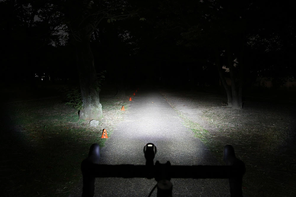 Cateye Feu Avant GVolt 50 HL-EL550G RC 5 Cateye Feu Avant GVolt 50 HL-EL550G RC – Image 3